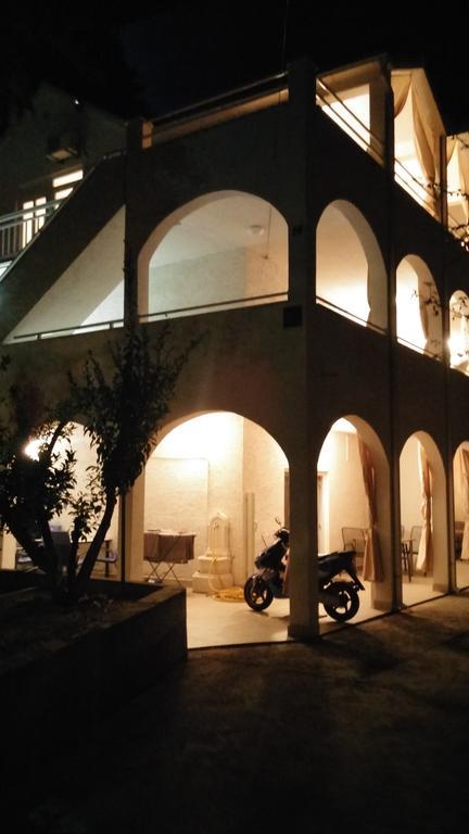 טרוגיר Kilic Apartments מראה חיצוני תמונה